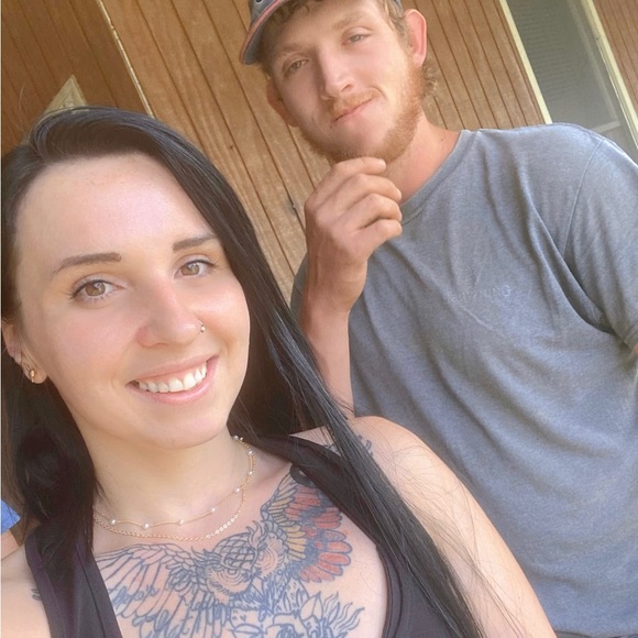 Meet your Posh Ambassador Samantha & Joshua 🦒 - Picture 8 of 10